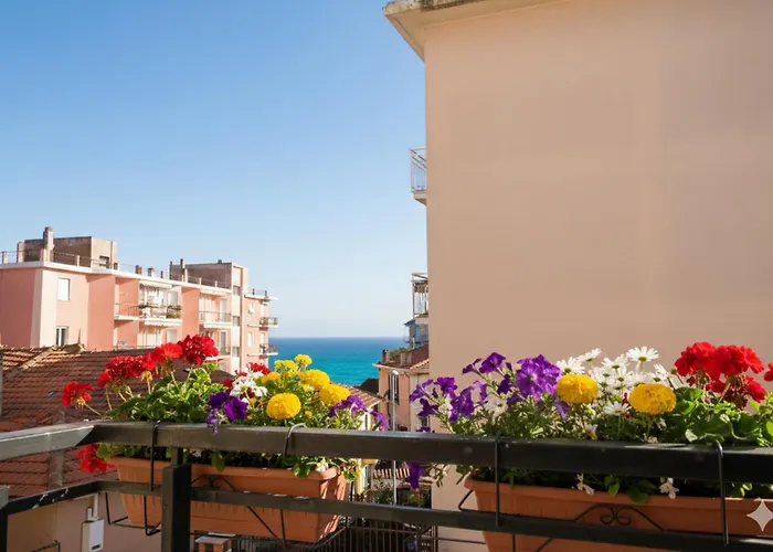 Il Golfo Di Diana Apartmán *