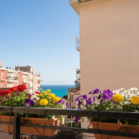 Il Golfo Di Diana Apartman *